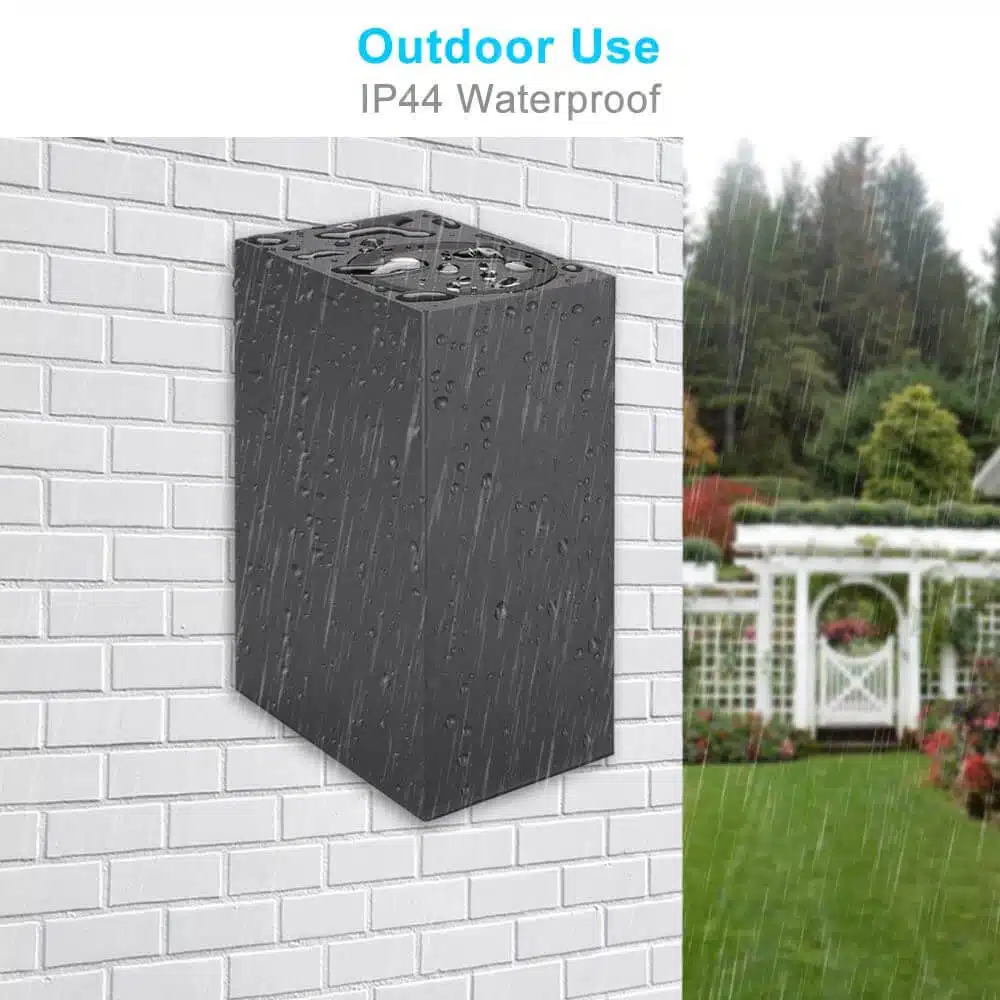 outdoor-wall-light-2-tameside-handyman-4